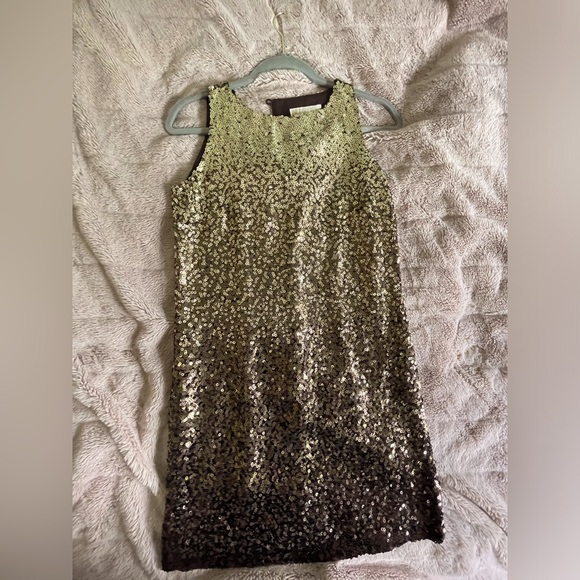 Michael Kors - Picture 1 of 2